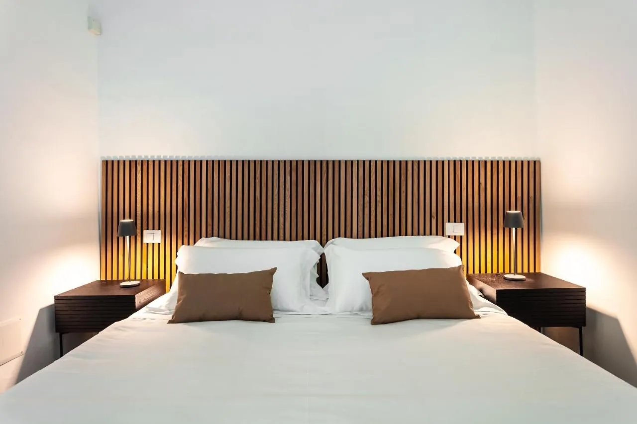 Nocleg ze śniadaniem Reef Suites Olbia